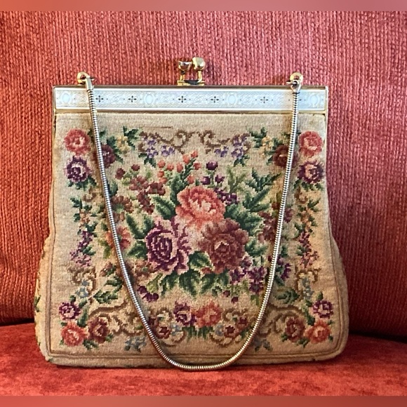Vintage Handbags - Vintage 1950’s Embroidered, Silk Purse